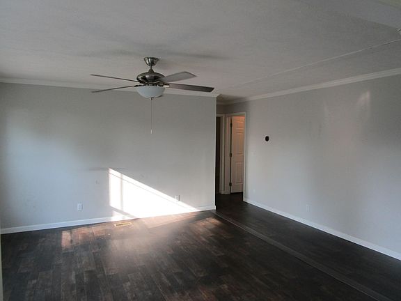 4th image of 1136 Patrick Rd