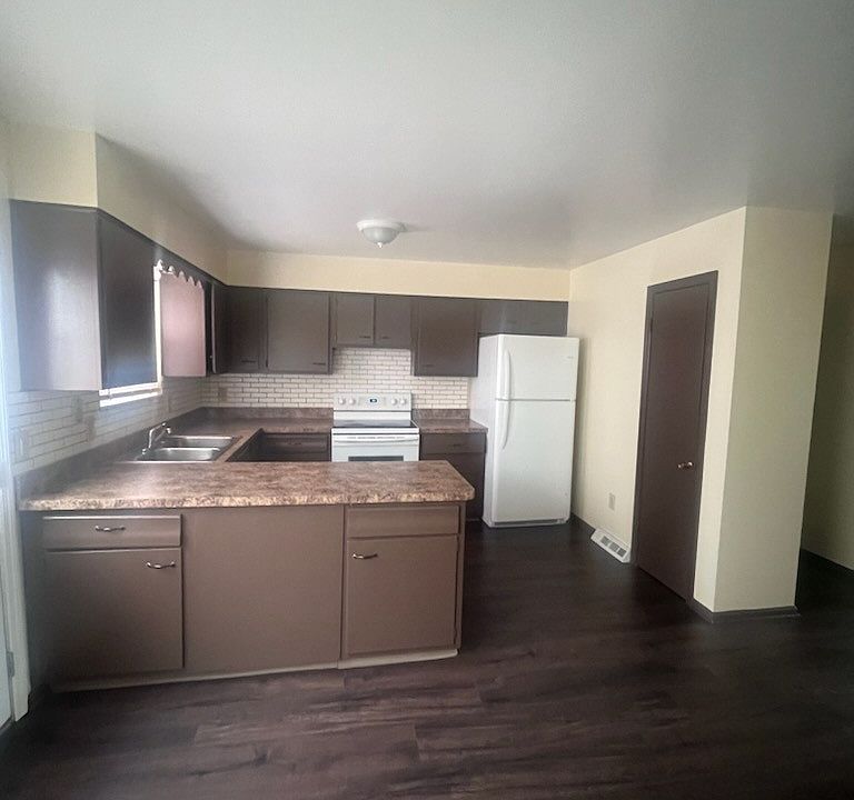 1st image of 1416 Bradshire Dr