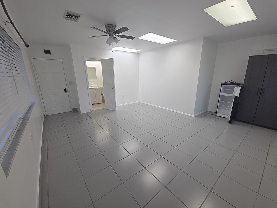 2nd image of 1531 N 69th Way #2