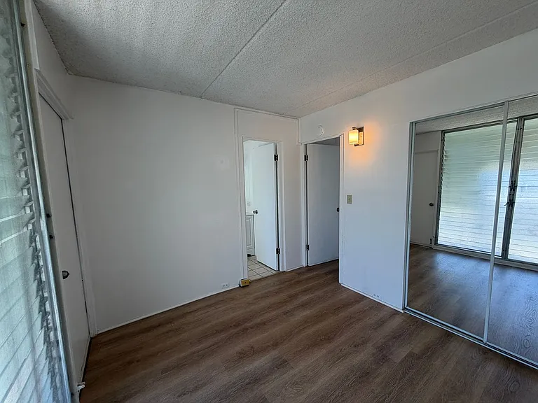 1315 Heulu St — Photo 11