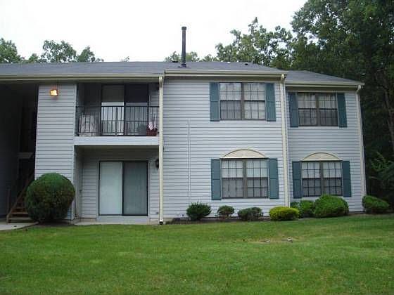 2nd image of 138 Liberty Ct #2402