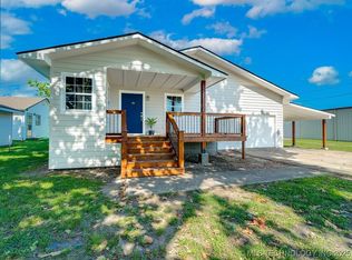221 S Cherry St, Ada, OK 74820