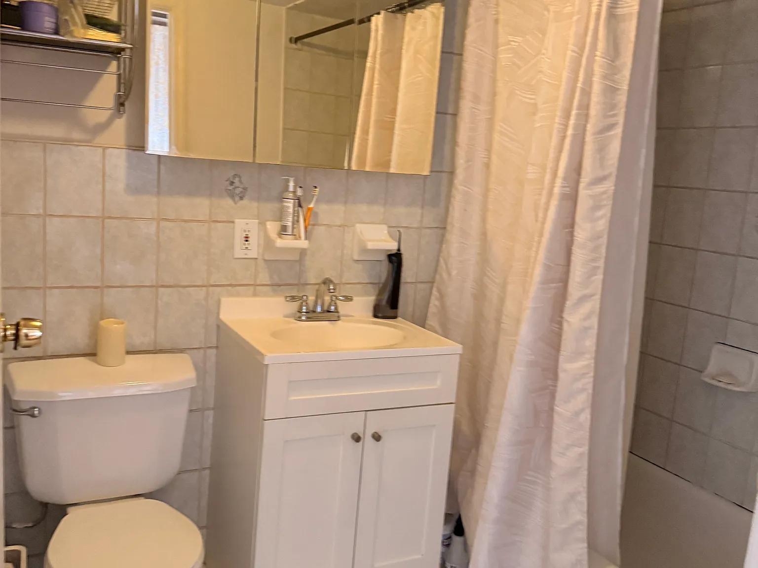 112 Lincoln Avenue — Photo 4