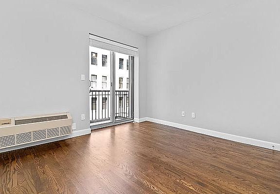 2nd image of 152 Ludlow St APT 4D