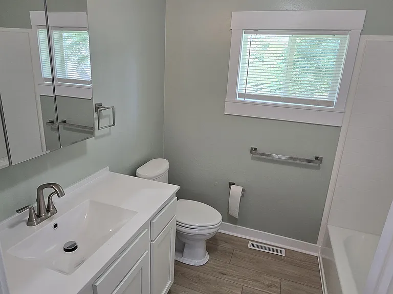 808 Hancock Ave — Photo 17