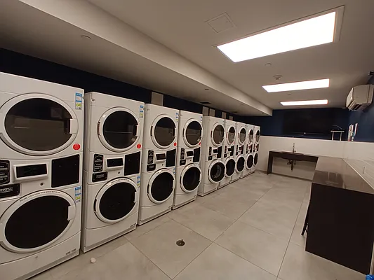 Rented by City Vista Inc | media 38