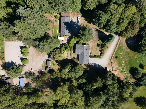 1930 Ranch Rd, Sunshine Coast, BC V0N 2W5