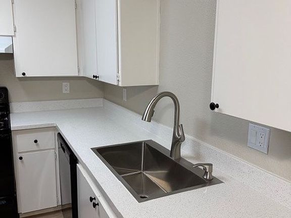 4th image of 1100 Pedras Rd #C125