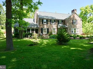 1270 Valley Rd, Rydal, PA 19046