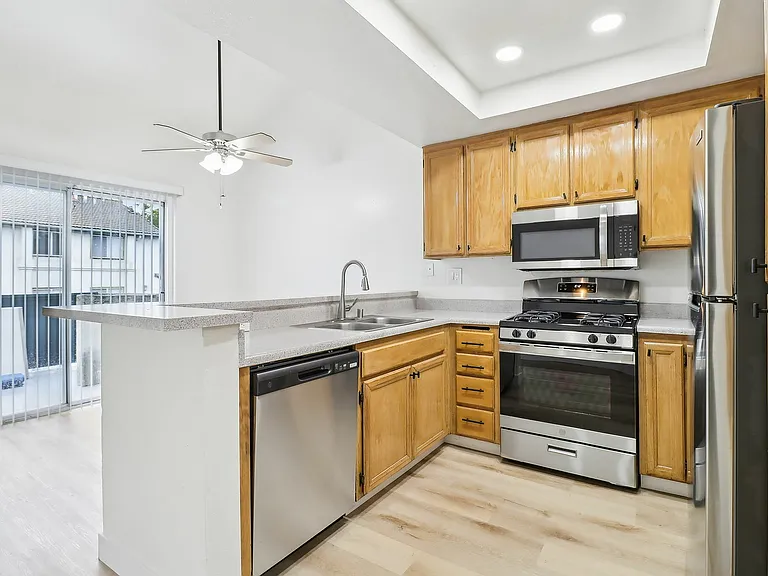 Bella Vista — Photo 14
