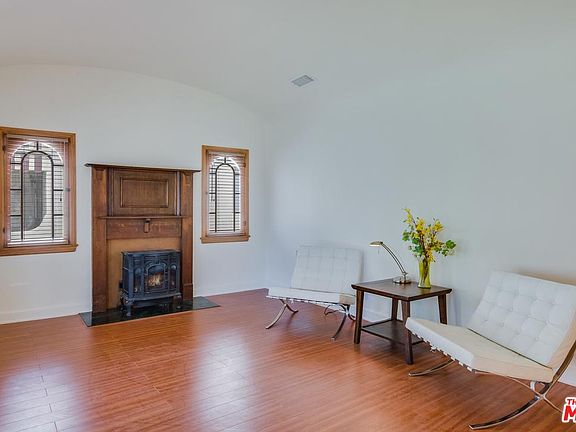 4th image of 4264 Mildred Ave