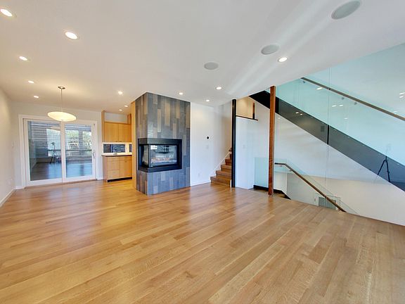 5th image of 4515 20th St