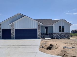 1902 S Bedford St, Wichita, KS 67207