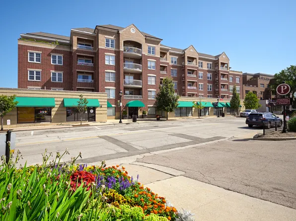 570 Crescent Blvd Unit 408, Glen Ellyn, IL 60137