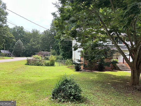 4th image of 125 Bob White Dr