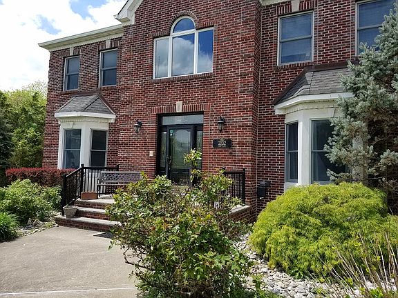 2nd image of 2132 Discovery Way
