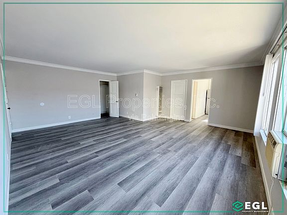 3rd image of 1235 N Havenhurst Dr #6