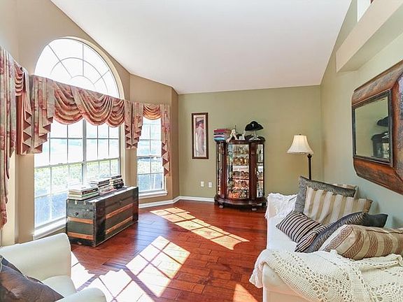 2nd image of 8480 Island Palm Cir