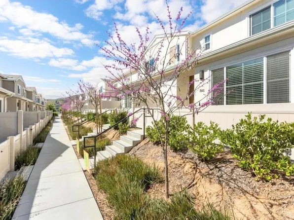 355 Citrine Trl, Fallbrook, CA 92028