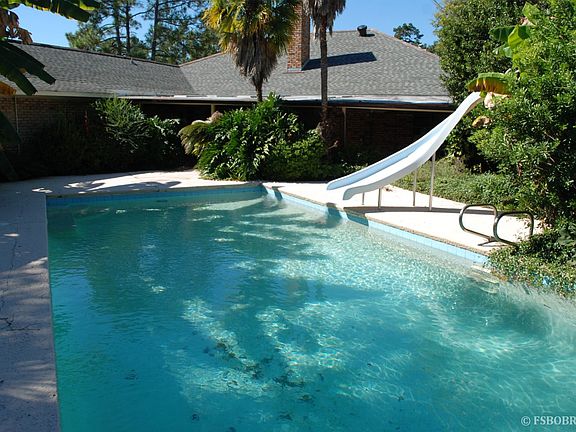 2nd image of 3047 Brandywine Dr
