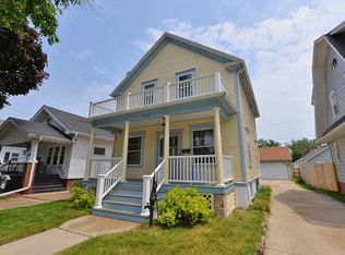 1523 Grove Ave, Racine, WI 53405