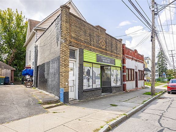 3rd image of 1363 Clifford Ave