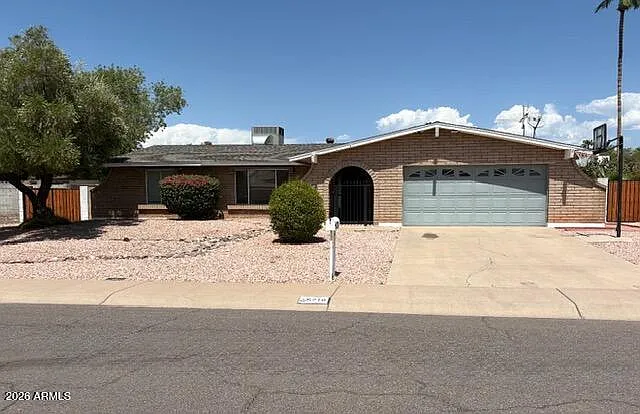 3 bed, 2.0 bath, 1672 sqft, $2,750 — Photo 1
