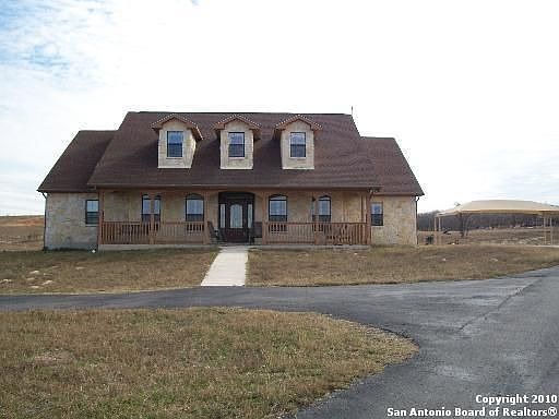 1st image of 504 Lake Valley Dr