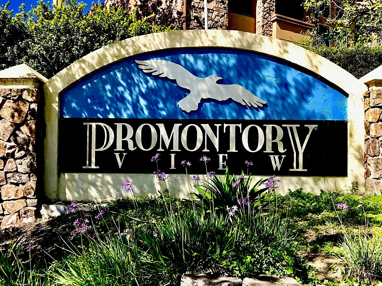 Promontory View — Photo 37