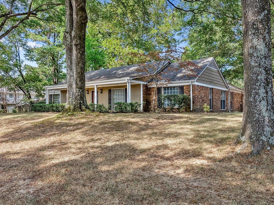 8018 Cross Pike Dr, Germantown, TN 38138 | Zillow