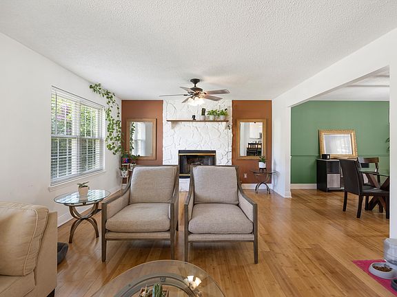 5th image of 8410 Smoketree Cir