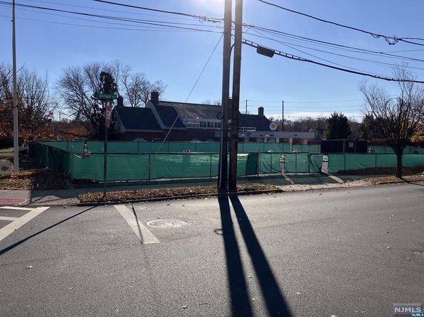 137 Broadway, Hillsdale, NJ 07642