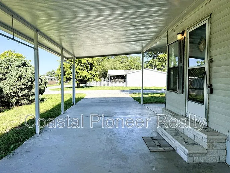 4550 Charter St #RC — Photo 27
