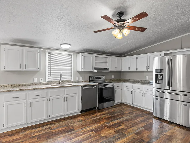 295 Tanglewood Dr — Photo 28