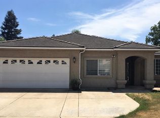 5559 W Cromwell Ave, Fresno, CA 93722