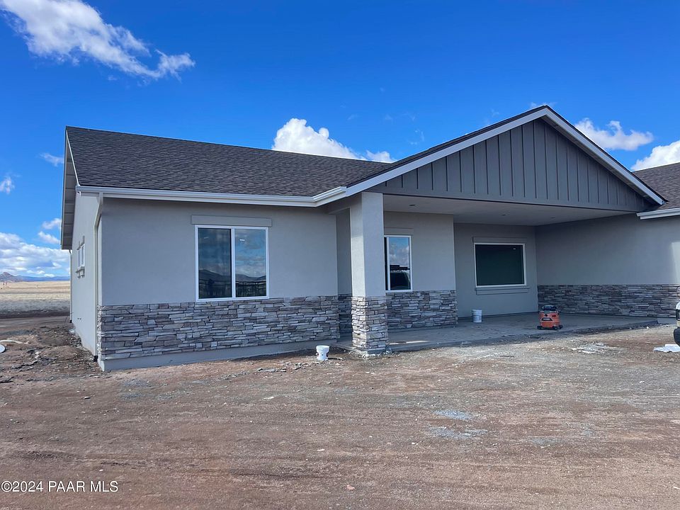2nd image of 6859 Manzella Ct