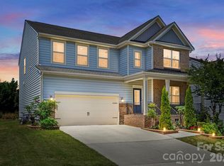 1551 Shannon Falls Dr, Fort Mill, SC 29715