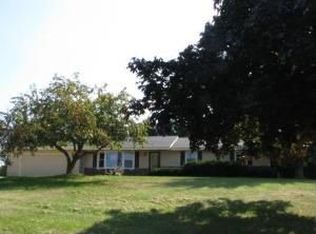 4089 Edelweiss Ln, West Bend, WI 53090
