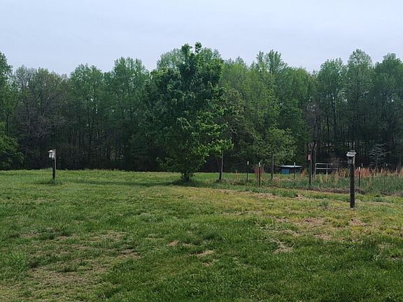 4th image of 7740 Hornaday Trl