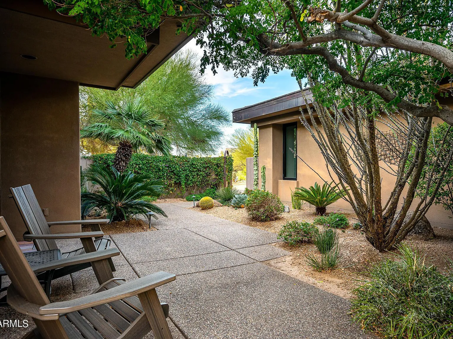 4 bed, 4.5 bath, 3540 sqft, $12,000 — Photo 3