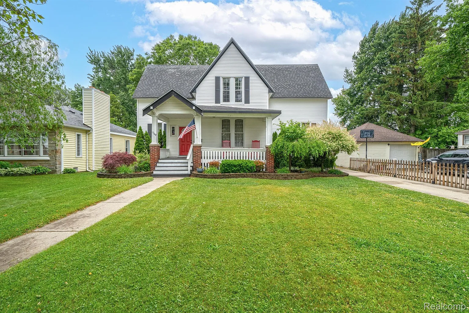 1769 Saint Clair River Dr photo 1