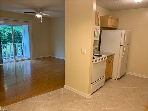 3rd image of 5639 Hornaday Rd Unit G