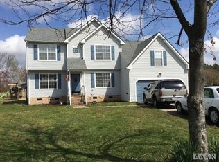 107 Arrowgrass Cir, Moyock, NC 27958