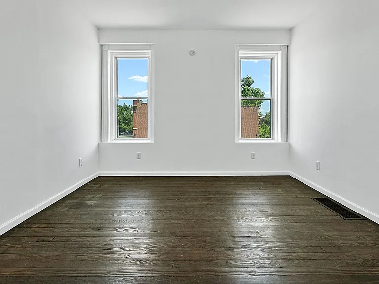 4620 Pope Ave — Photo 19