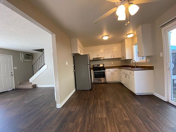 2nd image of 268 Montrose Dr APT C