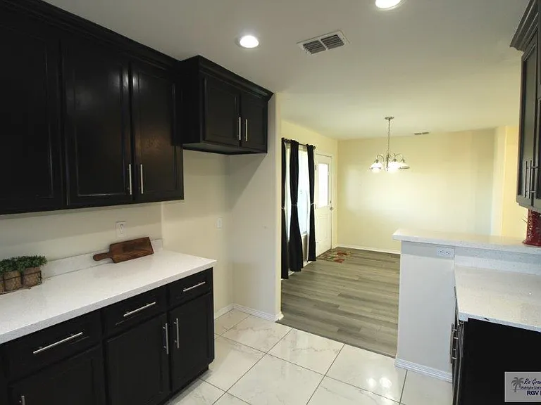 23329 Grapefruit Ave — Photo 7
