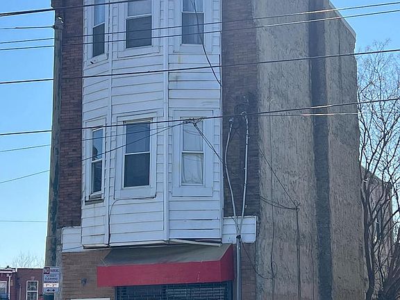 2nd image of 4952 Lancaster Ave
