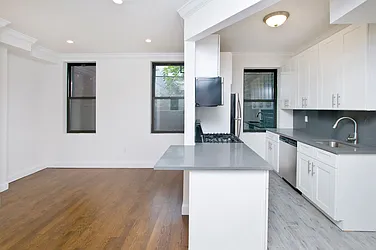 Rented by Nolita Group