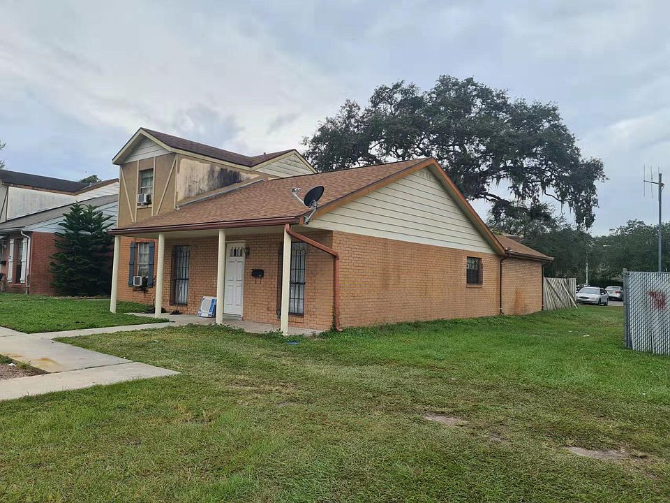 1st image of 641 W Oak Terrace Dr