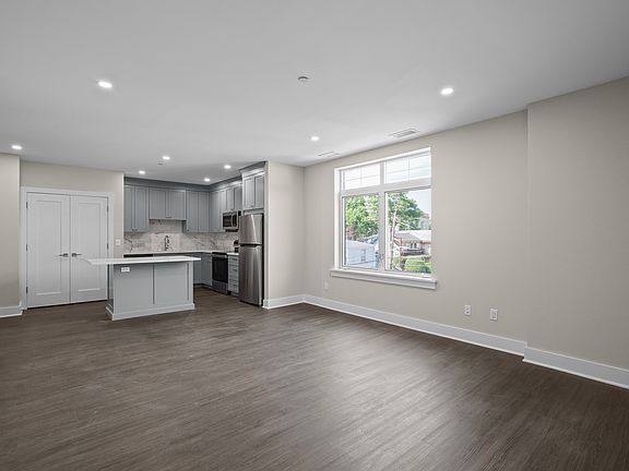 2nd image of 70A Croton St #2